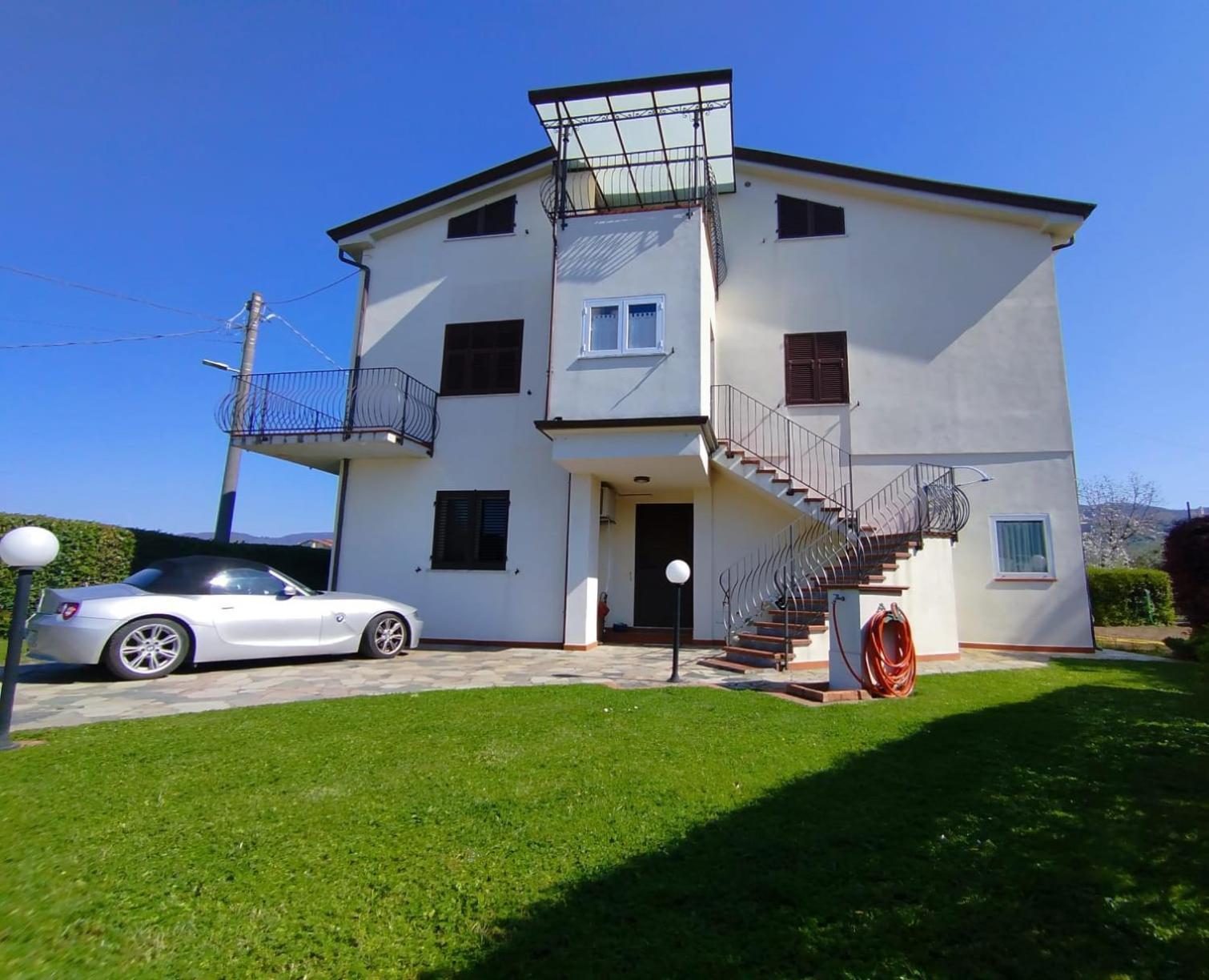 Apartmán Ca' Fra E Oly Castelnuovo Magra Exteriér fotografie